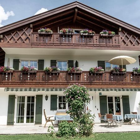 Gaestehaus Quirin Гармиш-Партенкирхен Екстериор снимка